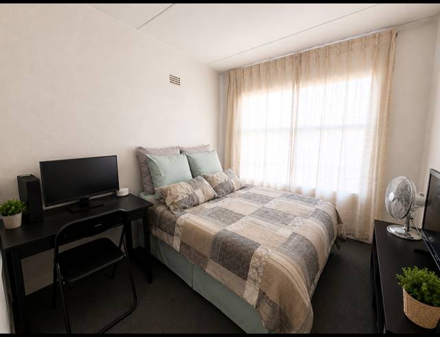 2 BEDROOM APARTMENT FOR SALE IN PEACEHAVEN